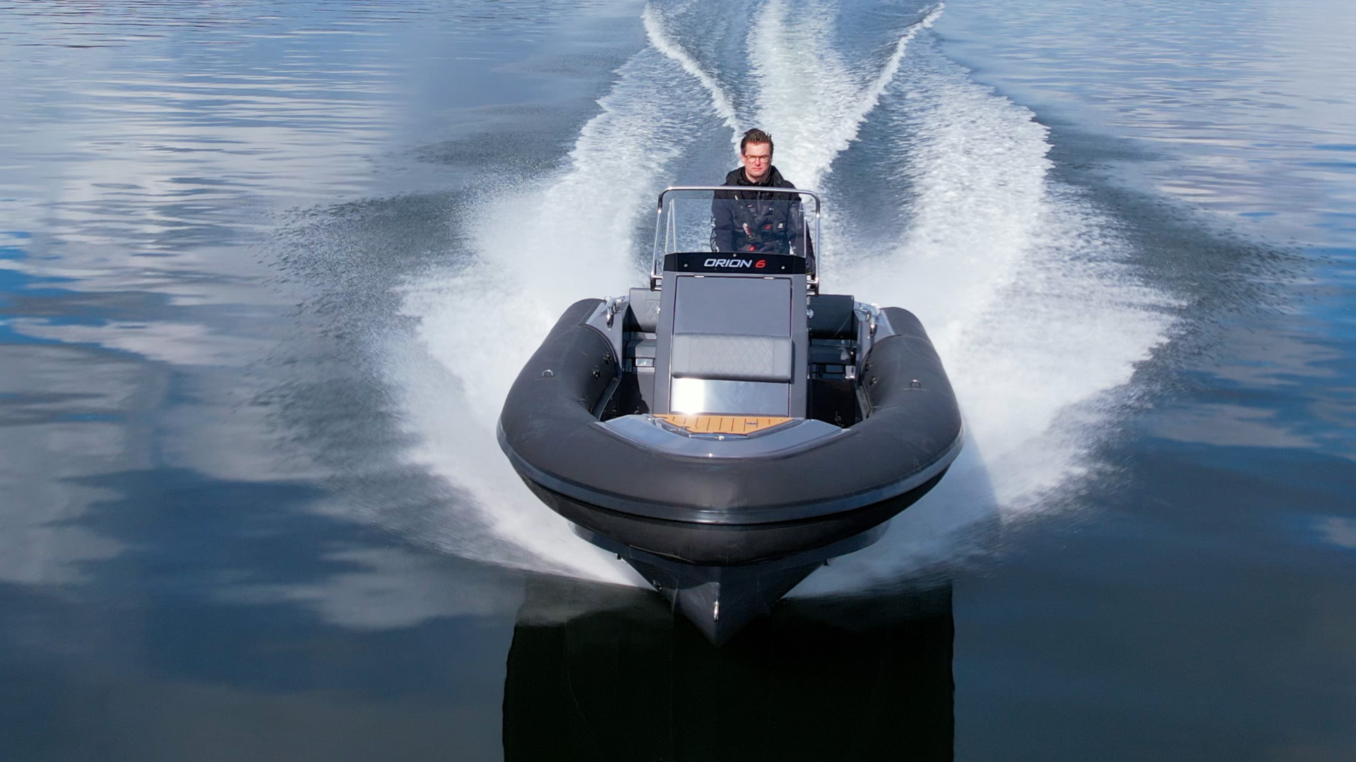 İsveçli yat dergisi HAMNEN test etti: Northstar Orion 6 - Yarış gövdesine sahip kullanışlı bir RIB